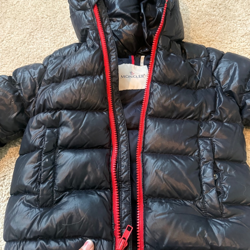 Moncler winter puffer for a toddler sIze 3